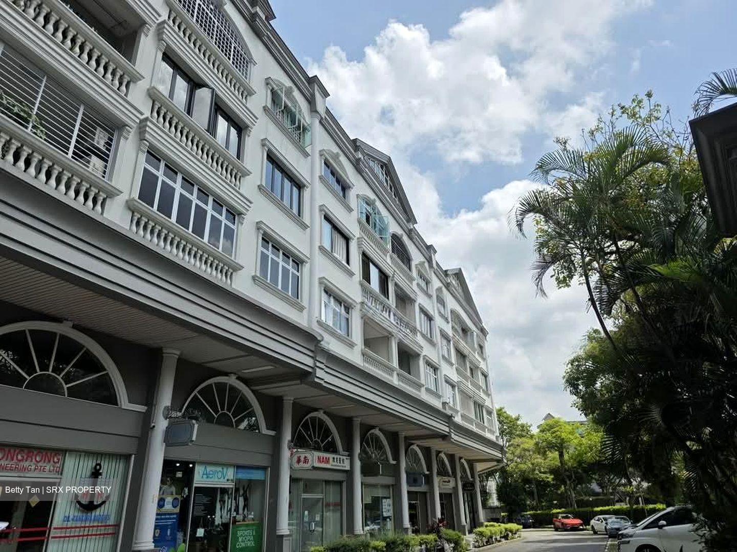 Sin Ming Plaza (D20), Shop House #586610501